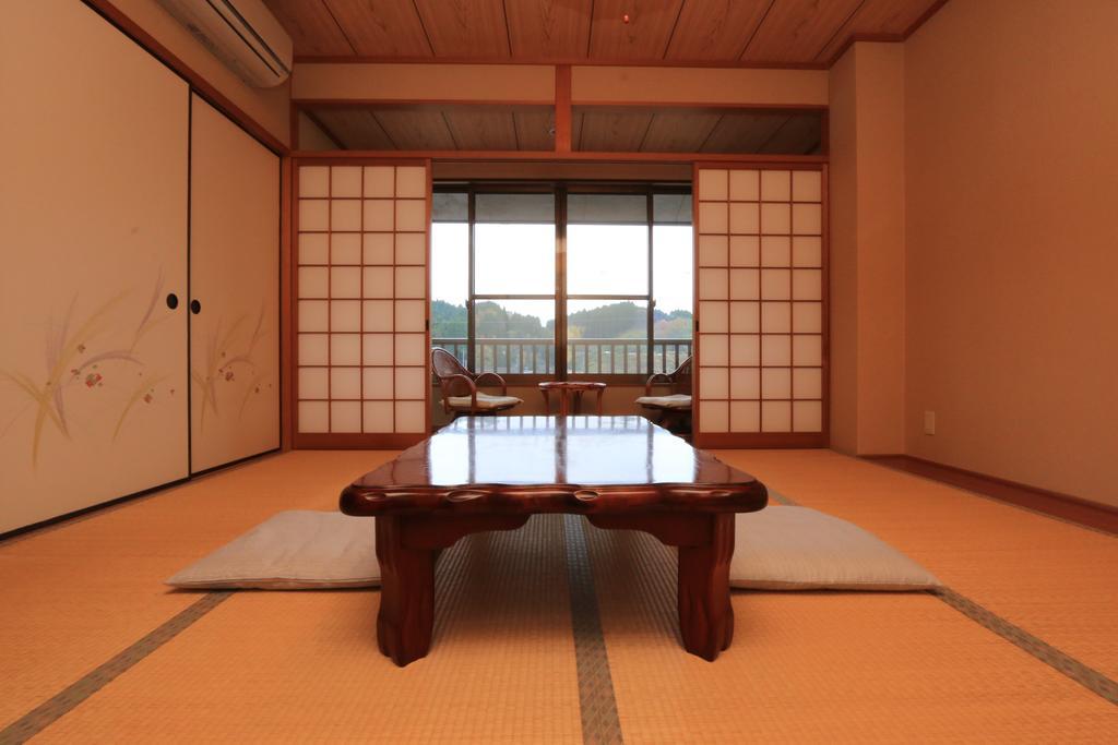 Yamanoyu Kazuyo Hotel Taketa ภายนอก รูปภาพ