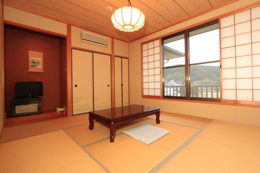 Yamanoyu Kazuyo Hotel Taketa ภายนอก รูปภาพ